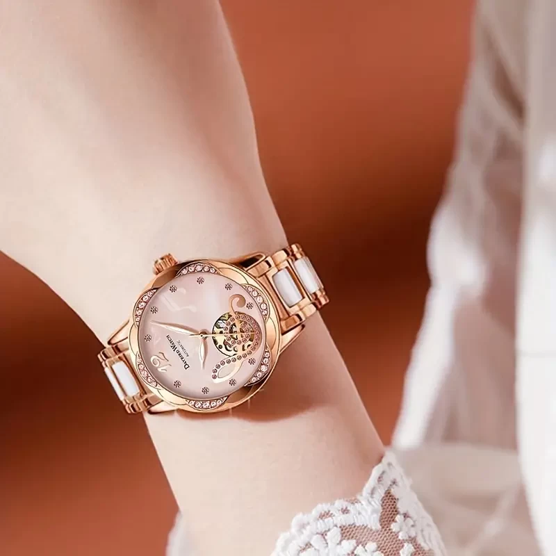 1pc White Women's Alloy Elegant Hollow Mechanical Watch