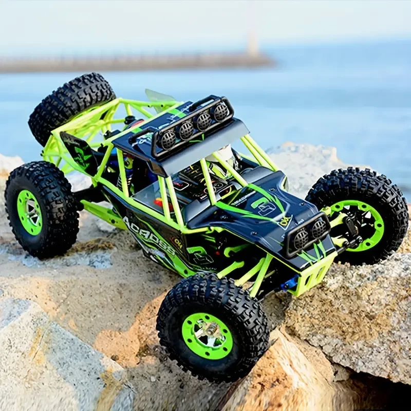 2.4GHZ RC Car With High Speed Drifting Off-road, 45° Climbing Angle, Independent Shock Absorption, Competition Simultaneously, Christmas Gifts, Birthday Gifts