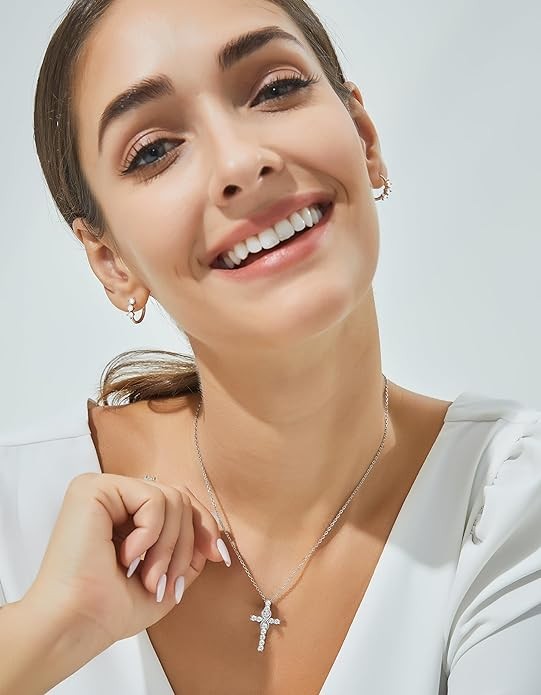 MomentWish Cross Necklace Silver, Christian gift Unisex Moissanite necklace Give him a 925 sterling silver cross necklace birthday Father's Day Christmas gift